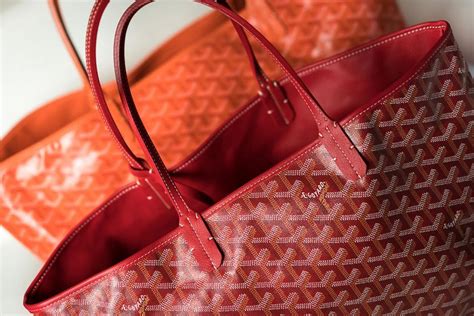 what are goyard bags made of|best goyard bag brand.